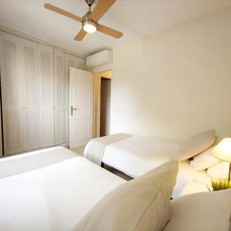 Sea Views, Club Caronte, Riviera Apartment *