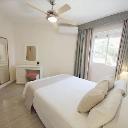 Apartment Sea Views, Club Caronte, Riviera *